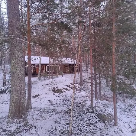 Moekki Lahtela * Puumala